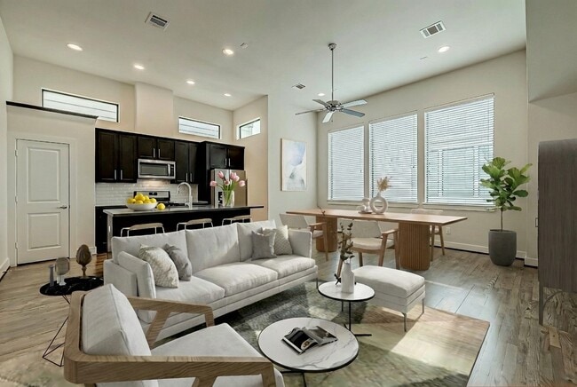 Building Photo - 4025 Tulane St