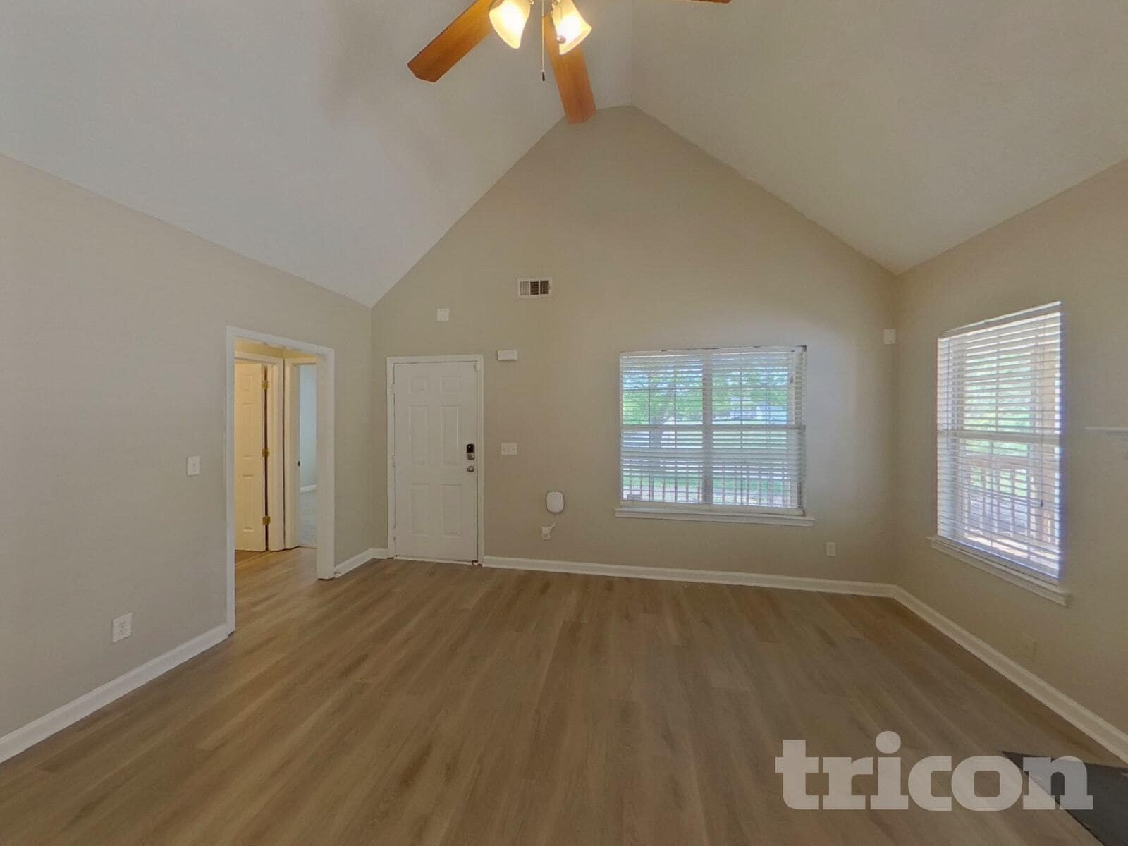 Building Photo - 169 Floresta Dr