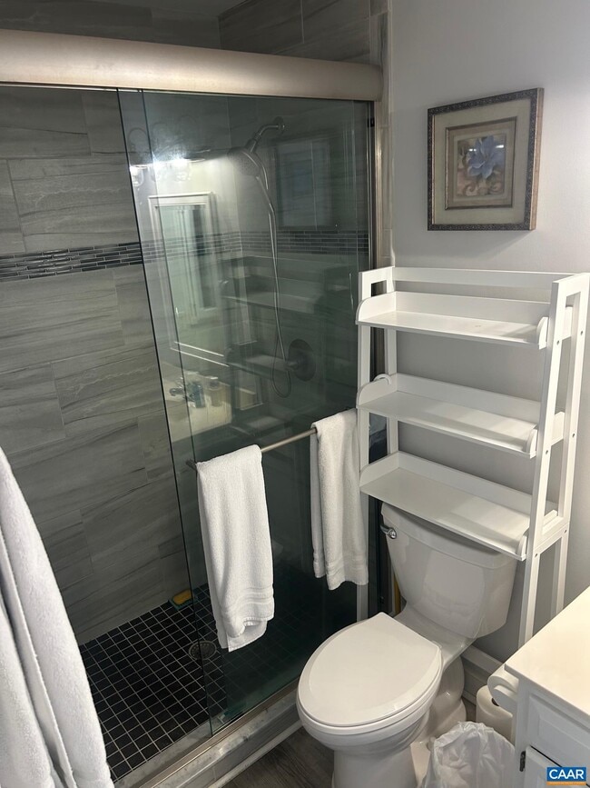 Building Photo - 136 Goldenrod Ct