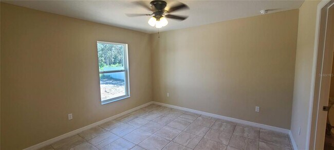 Building Photo - 3858 SW 133rd Loop