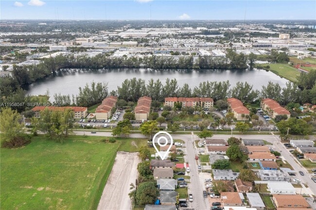 Building Photo - 745 NW 3rd Ct