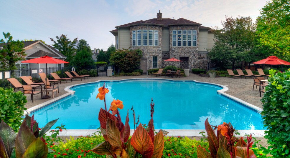 Rosemont Brookhaven 1220 Orchid Cir Bellport NY 11713 Apartment Finder