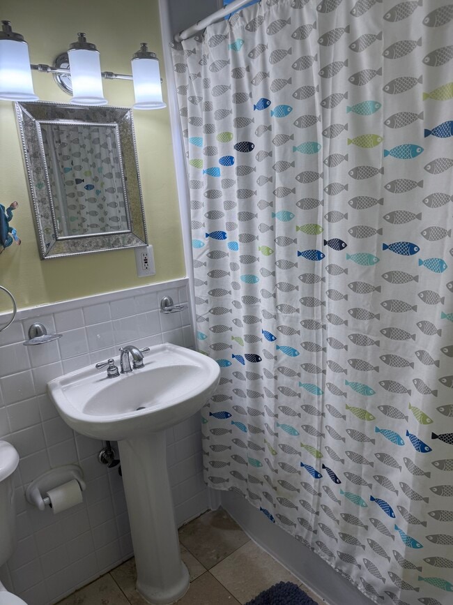 Building Photo - 5120 Sideburn Rd