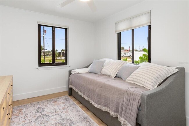 Building Photo - 1950 Nebraska Ave