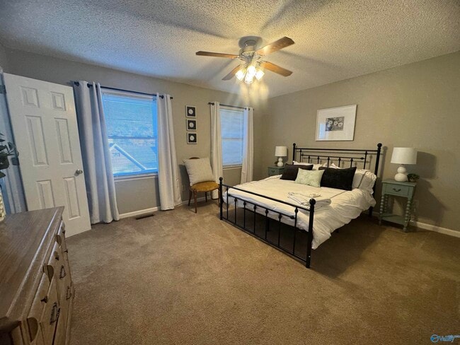 Building Photo - 6928 Steeplechase Dr NW