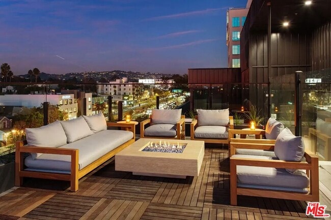 Building Photo - 10310 Santa Monica Blvd