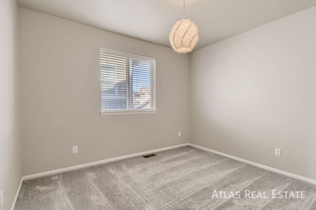 Building Photo - 17181 E Cedar Gulch Dr