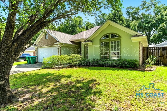 Building Photo - 11360 Creek Dr