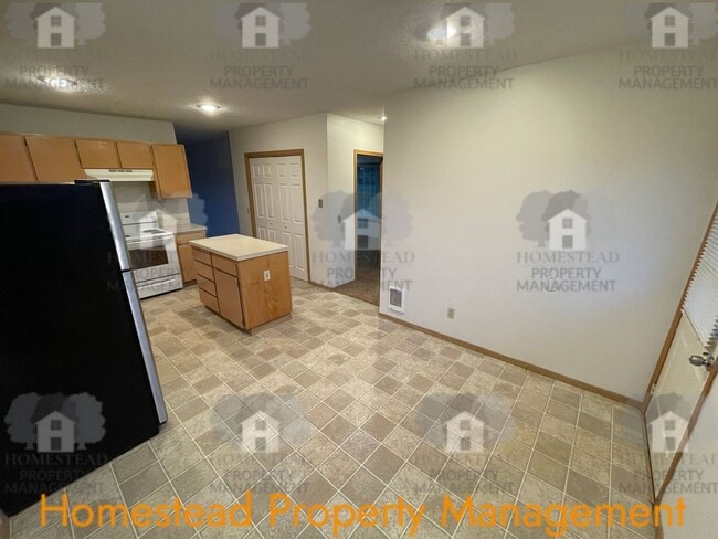 Building Photo - WELCOME TO YOUR NEW HOME!