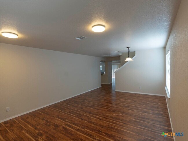 Building Photo - 424 Copper Hill Dr