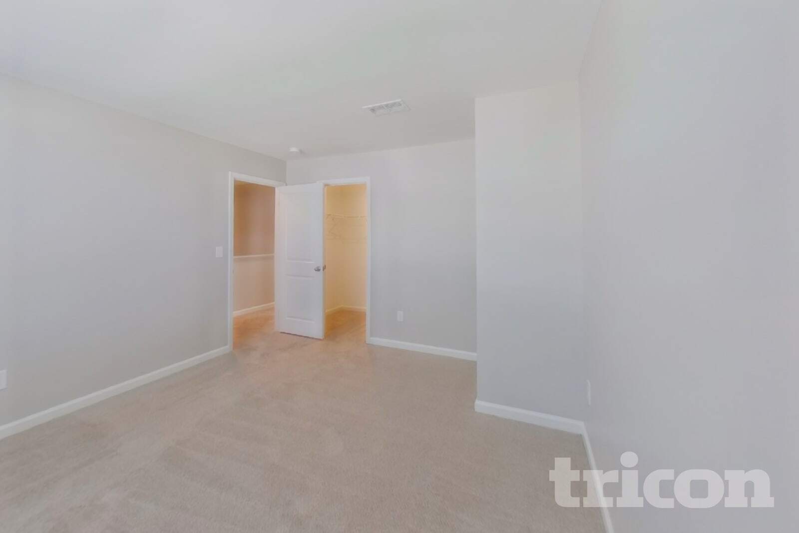 Building Photo - 5772 Camp Ct