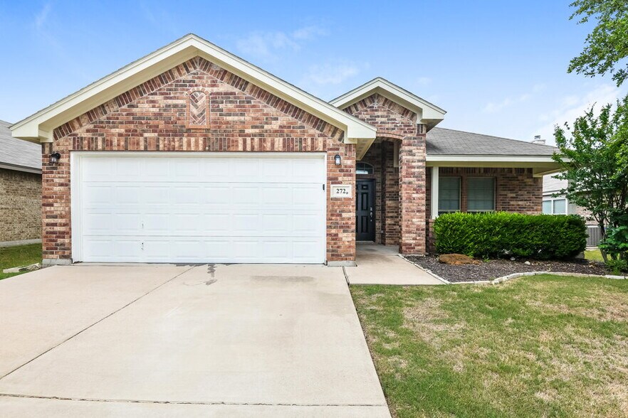 Primary Photo - 272 Spring Hollow Dr