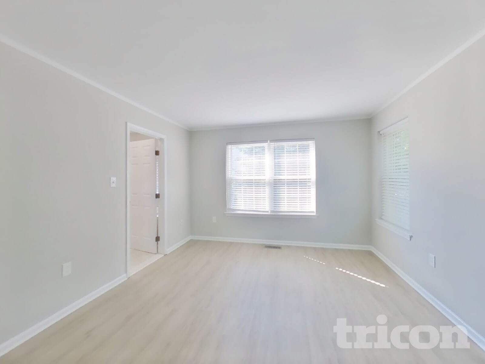 Building Photo - 2201 Grant Ct