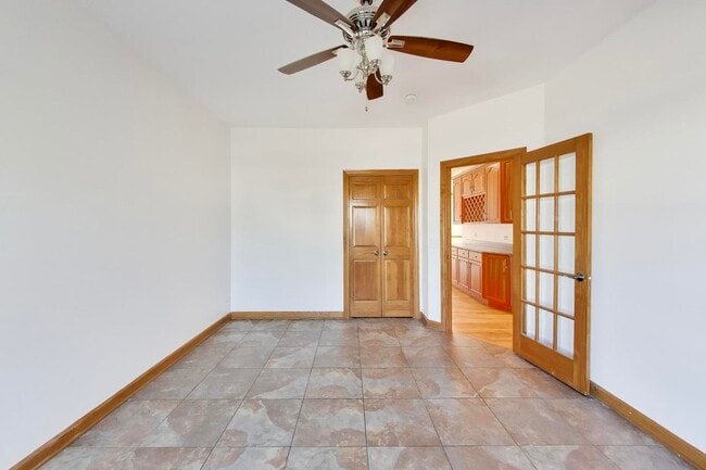 Building Photo - 2951 Old Glory Dr