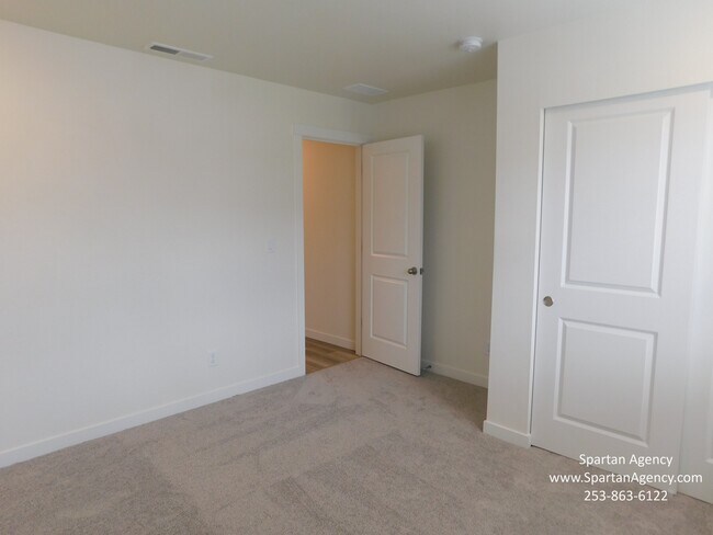 Building Photo - 12628 173rd Ave E