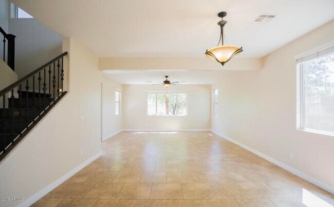 Building Photo - 16633 N 183rd Dr