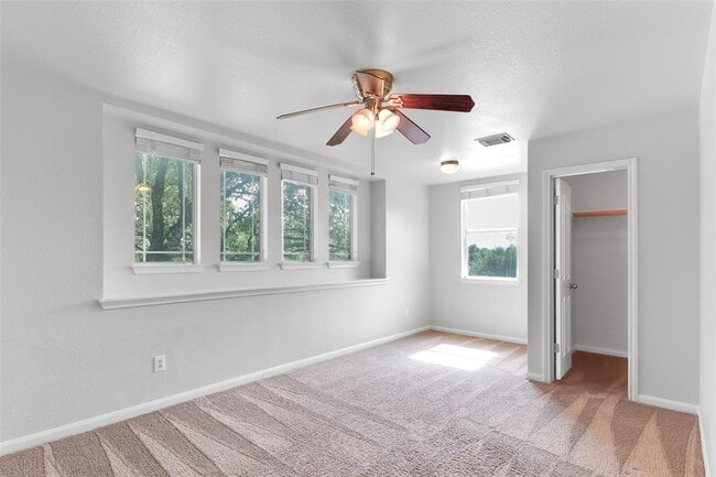 Building Photo - 800 S Frontier Ln