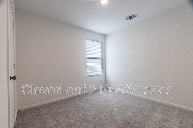 Building Photo - 506 Sarah Wy