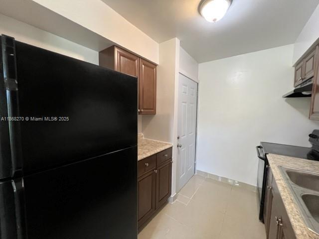 Building Photo - 938 Northern Dr