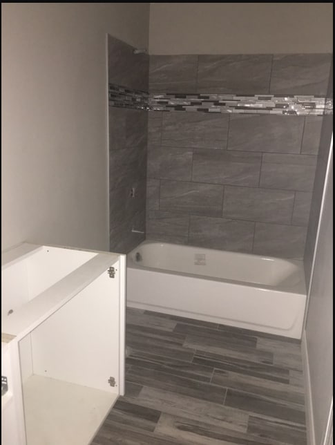 Building Photo - Blackhawk Townhome! End Unit!!