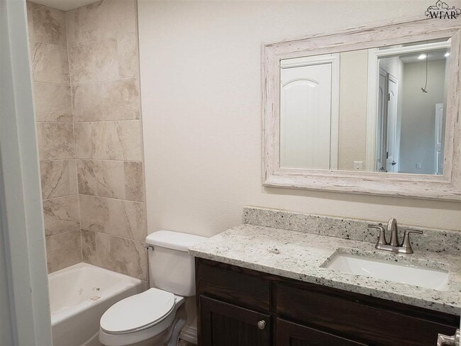 Building Photo - 1506 Hursh Ave