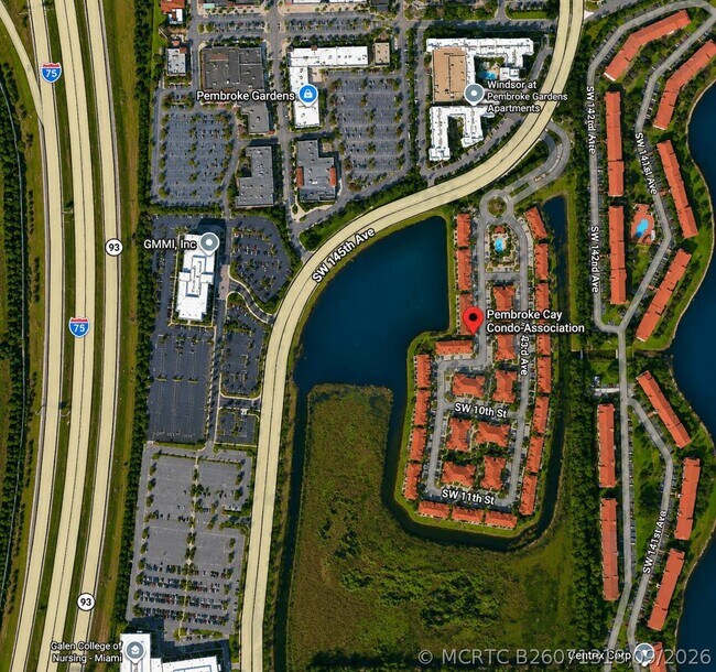 Building Photo - 906 SW 143rd Ave