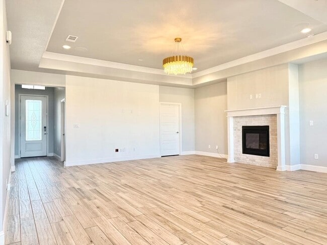 Building Photo - 3907 Yorkshire Dr