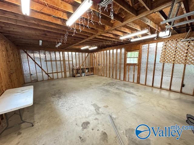 Building Photo - 13003 Camelot Dr SE