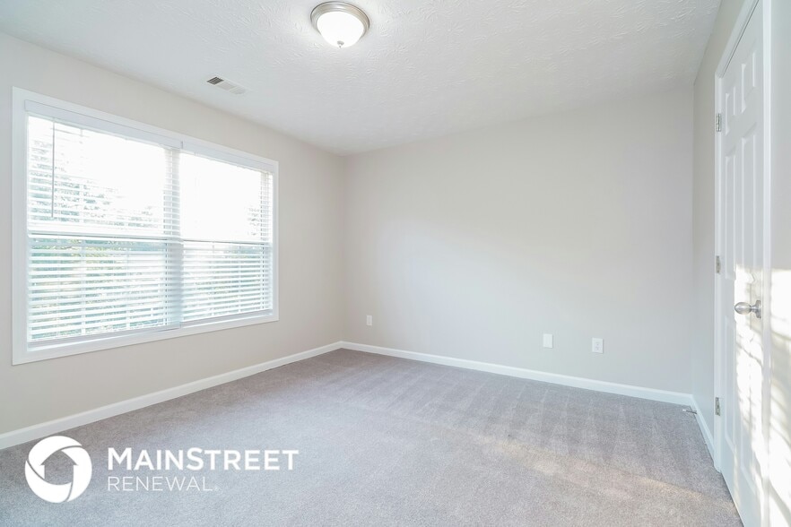 Building Photo - 1731 River Mill Trail NE