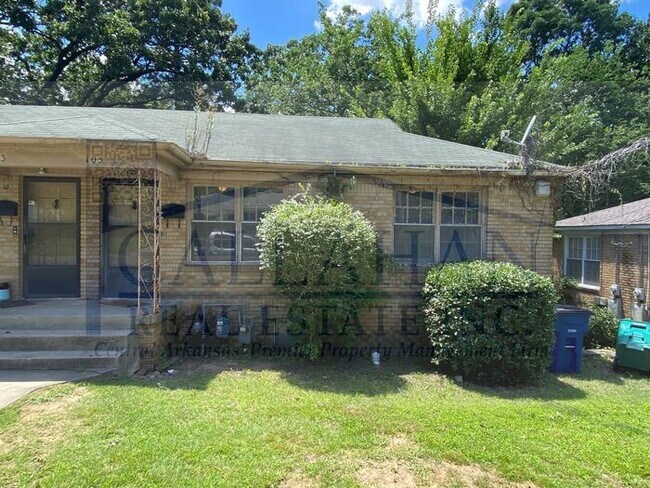 Building Photo - Park Hill 2 Bedroom Duplex