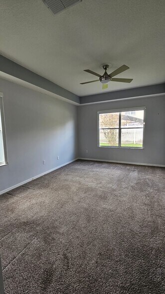Building Photo - 2713 Barnsley Ln