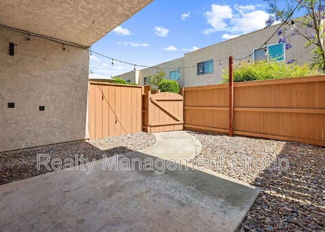 Building Photo - 6821 Alvarado Rd