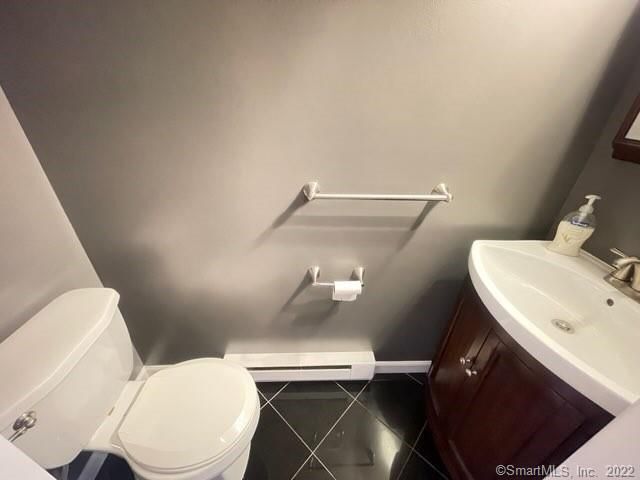 Building Photo - 268 Hartford Turnpike