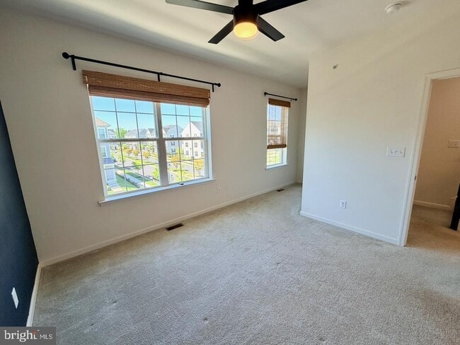 Building Photo - 3744 Green St