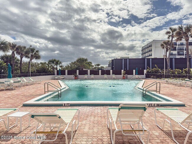 Building Photo - 2100 N Atlantic Ave