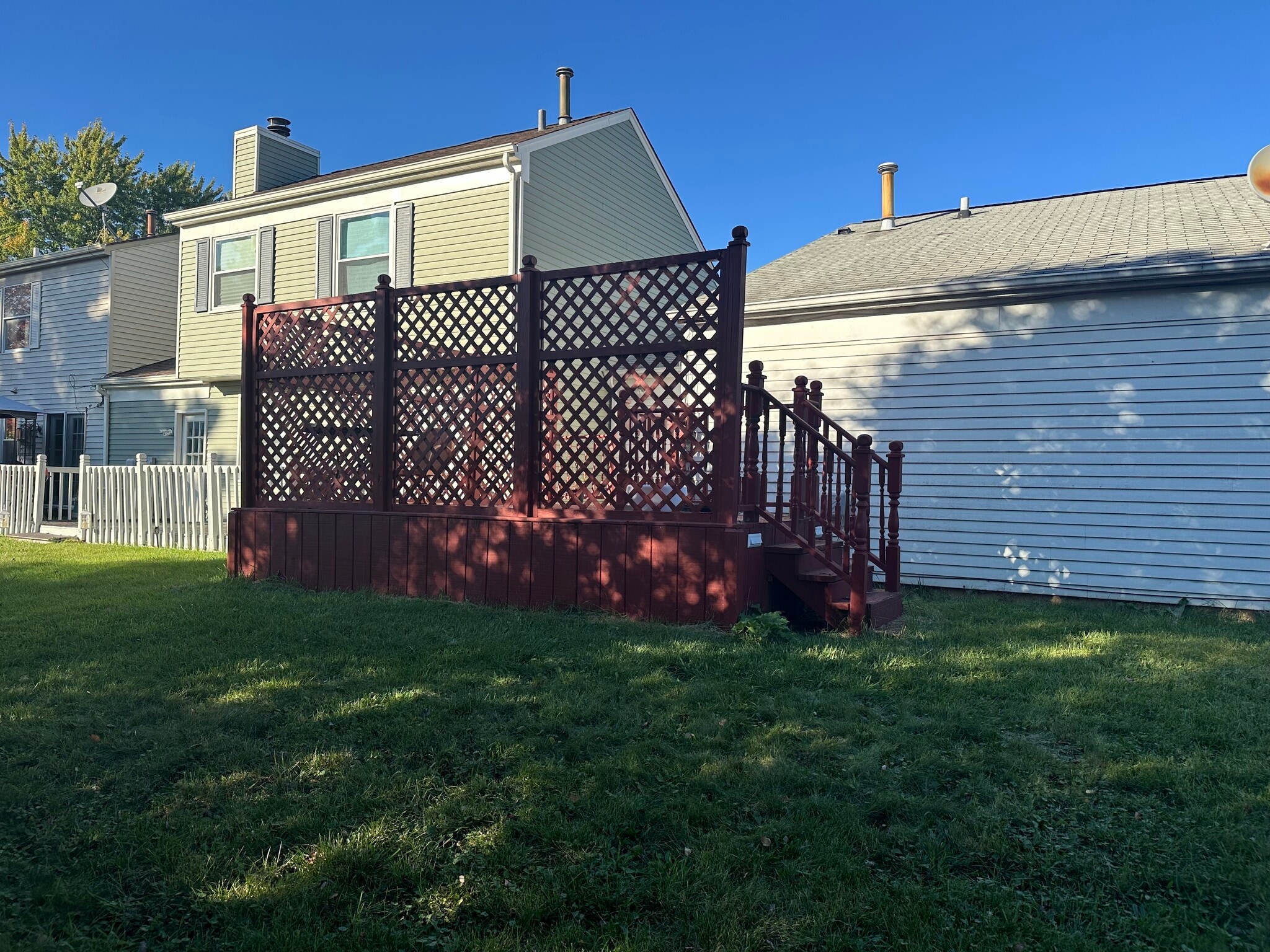 Building Photo - 1021 Perry Dr