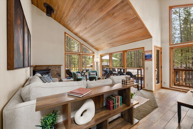 Building Photo - 70335 Sword Fern