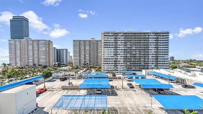 Building Photo - 1945 S Ocean Dr
