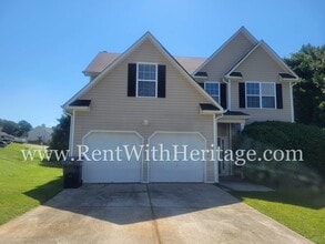 Building Photo - WOW!!!......COME SEE THIS GORGEOUS 4 BEDROOM / 3 BATH HOME IN THE POPULAR KINGSWOOD SUBDIVSION-A ...