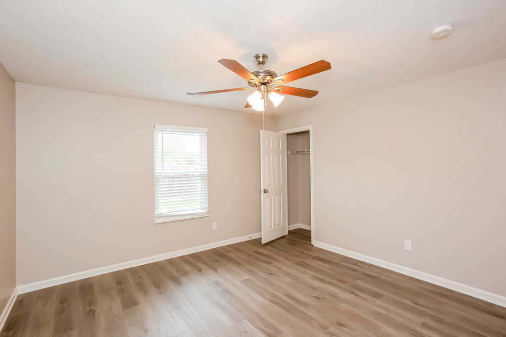 Building Photo - 4751 Lakestone Dr