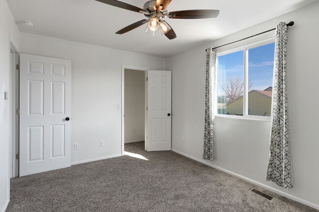 Building Photo - 10994 Tidal Run Cir