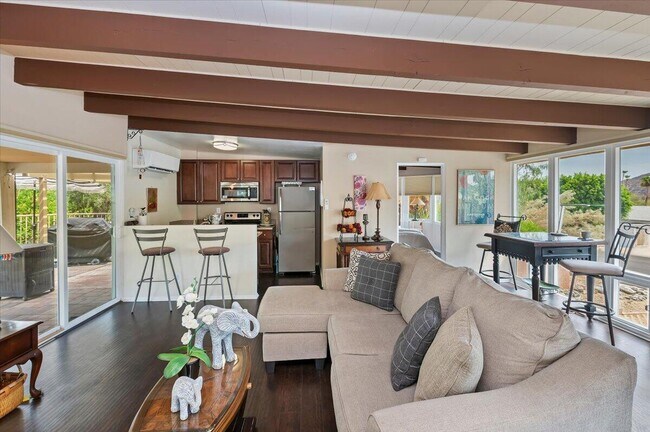 Building Photo - 54925 Avenida Ramirez