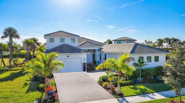 Building Photo - 11460 SW Pietra Wy