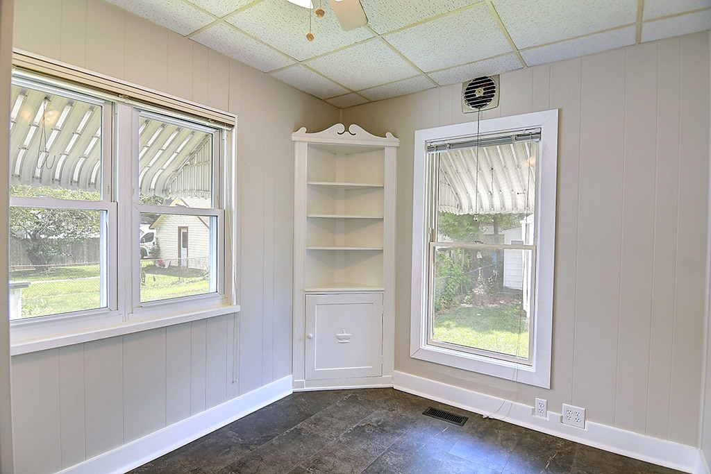 Building Photo - 523 Watervliet Ave