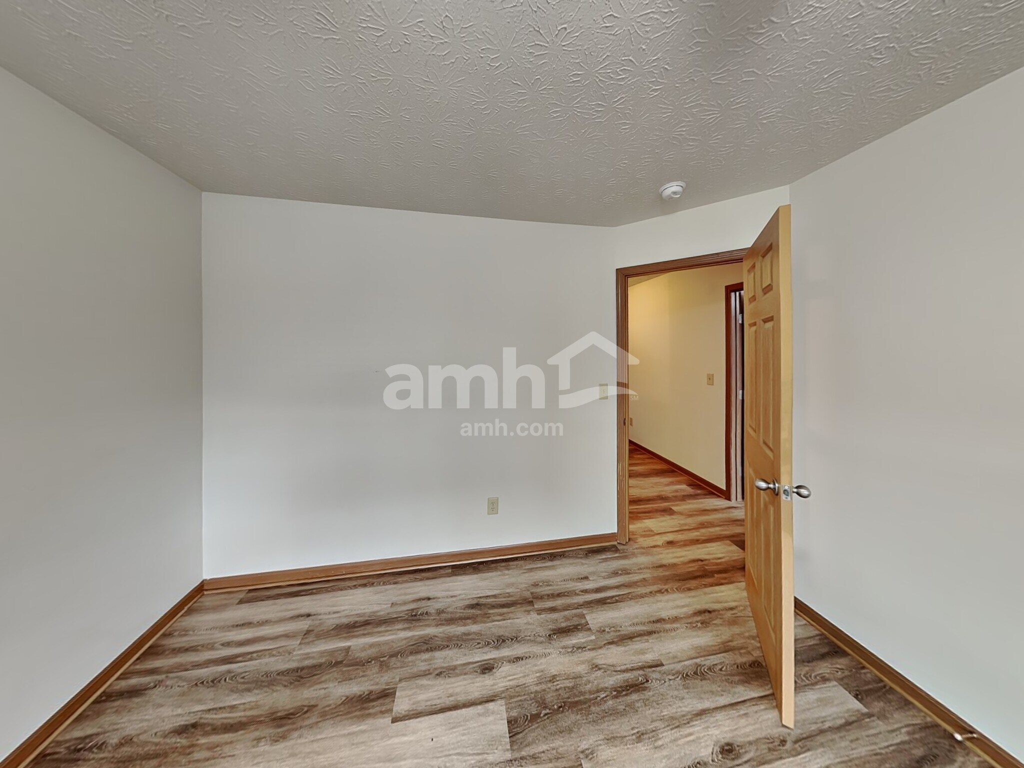 Building Photo - 3852 Winding Twig Dr
