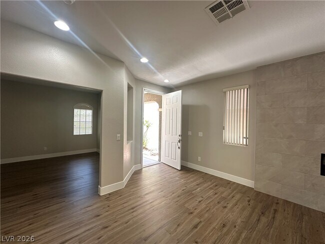 Building Photo - 11126 Evvie Ln