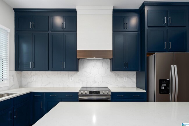 Building Photo - 1195 Windsor Sq