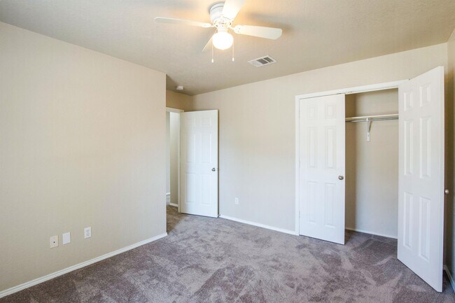 Building Photo - 1606 Prickly Pear St