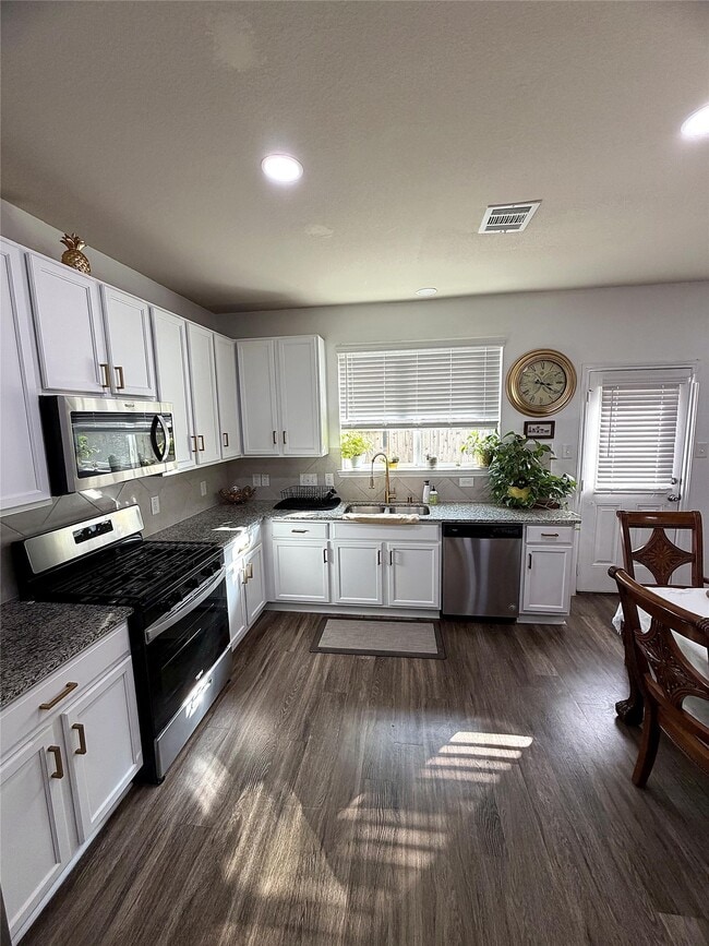 Building Photo - 18623 Dingo Stream Ln