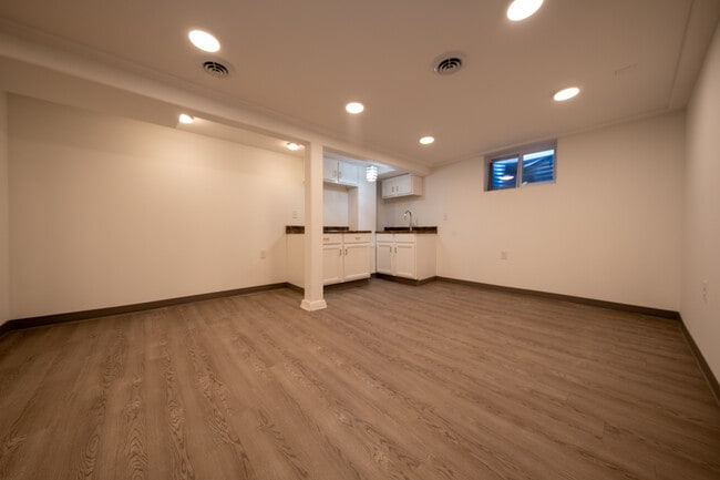 Building Photo - 6045 3rd Ave S